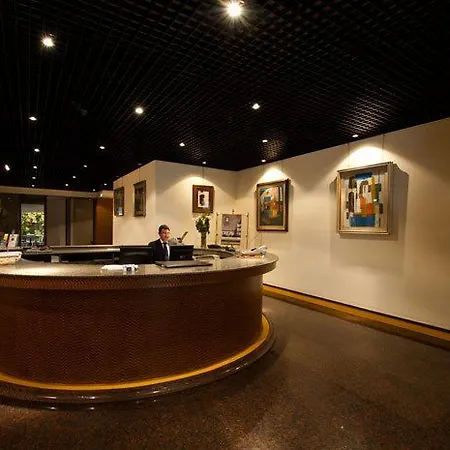 Hotel Victor Bari