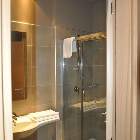 Victor Hotel 3*