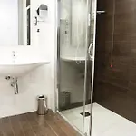 فندق Victor باري