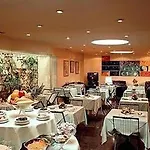 فندق Victor باري