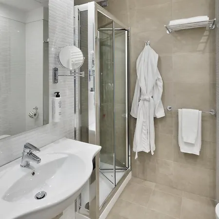 Victor Hotel 4*