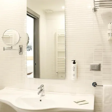 Hotel Victor 4*